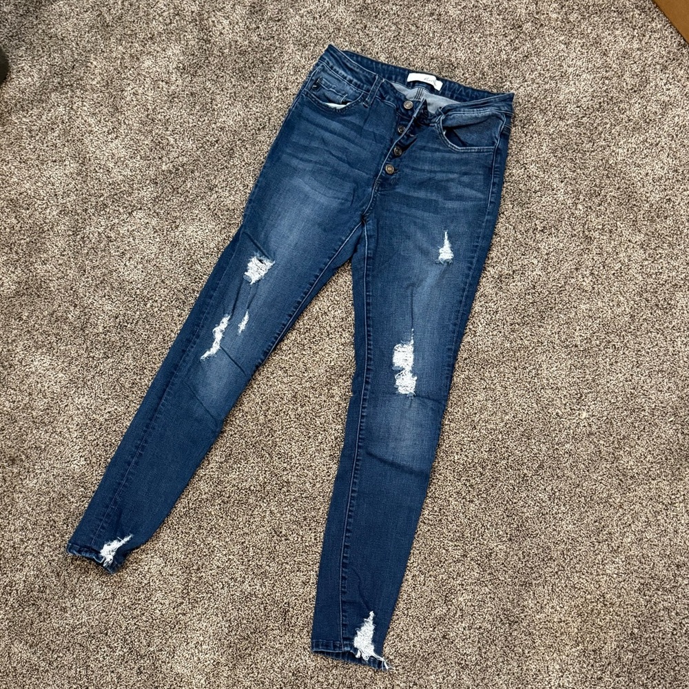 Distressed KanCan Women's Jeans